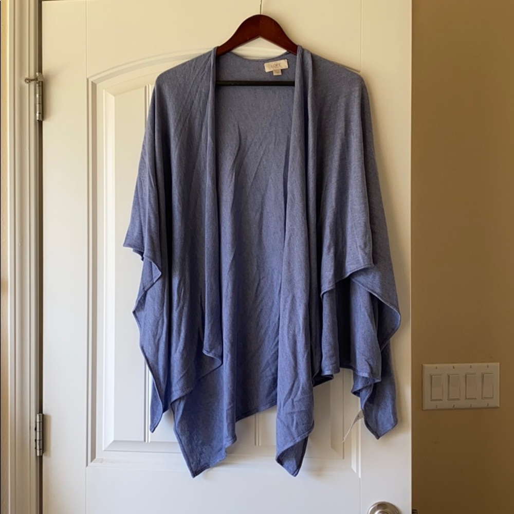 Loft Outlet travel wrap